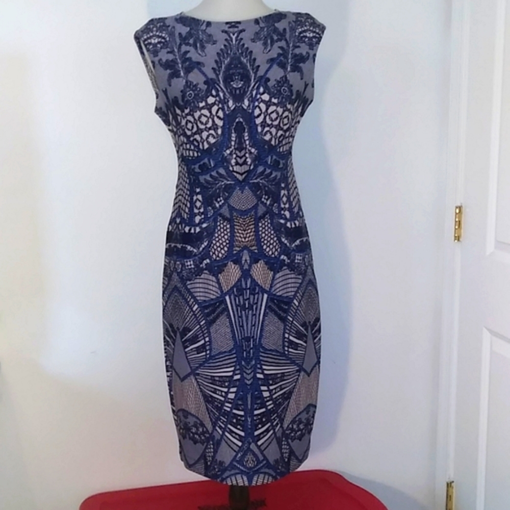 CB Established 1962 Size 4 A-lined career dress